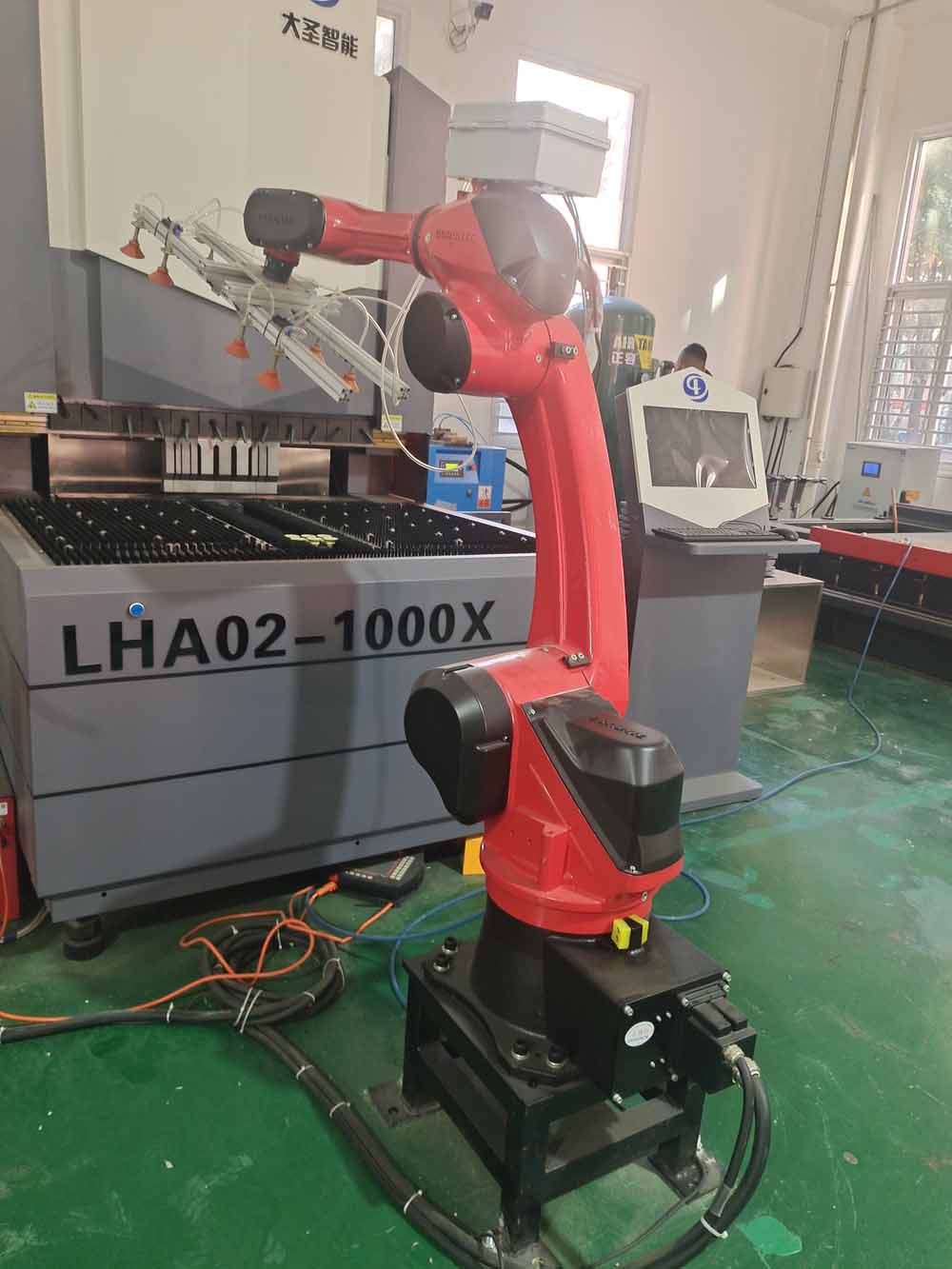 1698721843872856.jpg 機械臂2.jpg